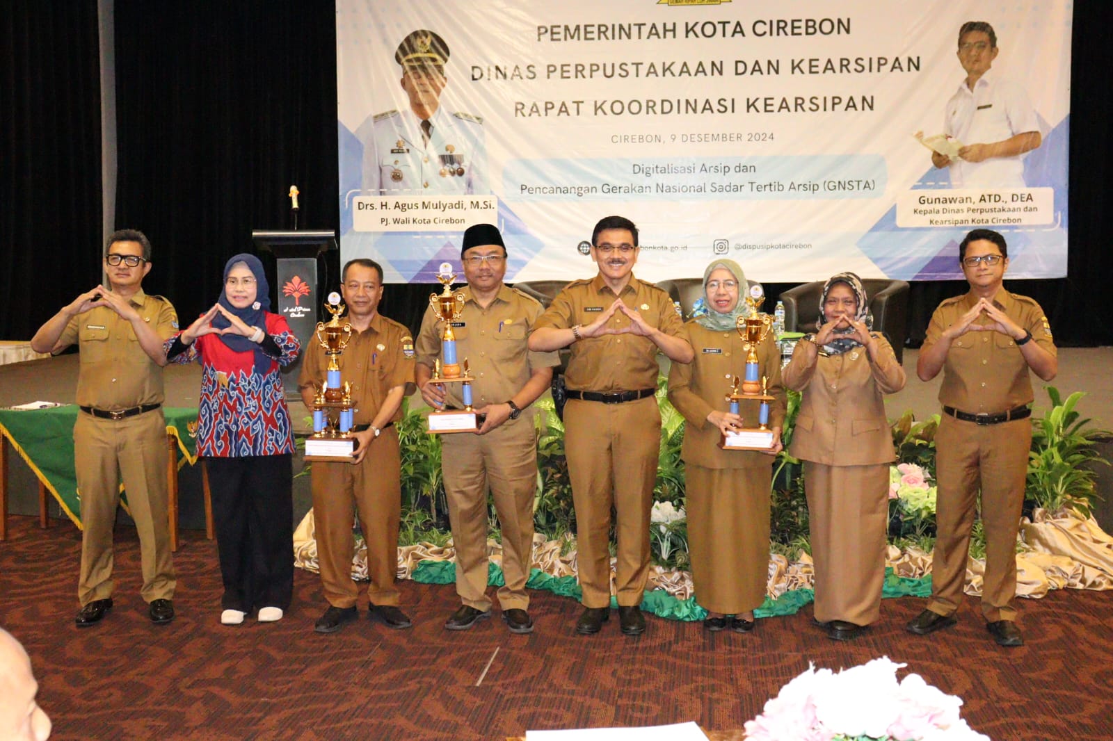 Rapat Koordinasi Kearsipan, 3 Perangkat Daerah Kota Cirebon Raih Penghargaan ASKI