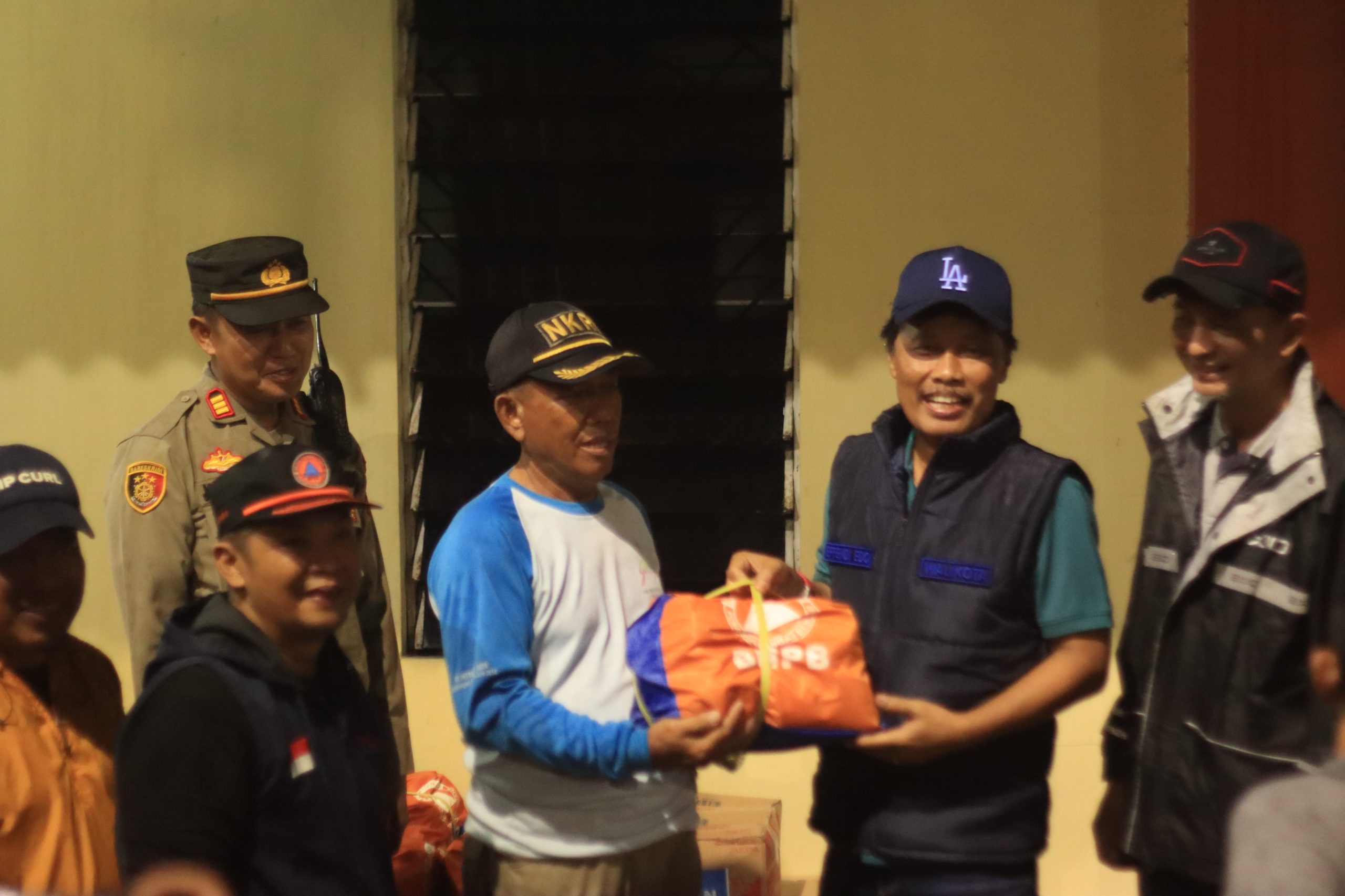 Tinjau Lokasi Banjir, Wali Kota Imbau Masyarakat Jaga Saluran Air