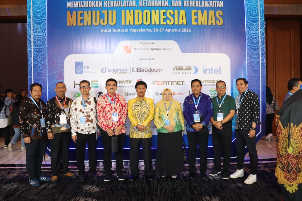 Pemkot Cirebon Hadiri Forum Smart City 2025, Siap Terapkan Teknologi untuk Peningkatan PAD dan Pembangunan Berkelanjutan